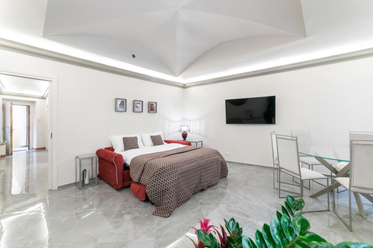 Bmga L Viapaola43 Palace Apartahotel